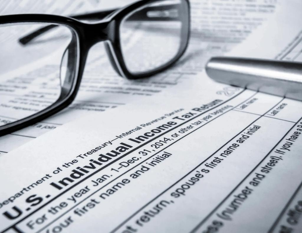 Tax return form — pay taxes due
